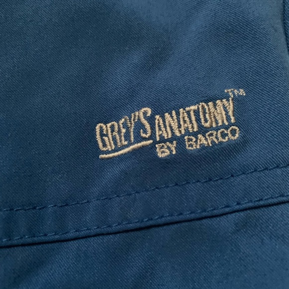 XS Greys anatomy scrub pants - Picture 2 of 2